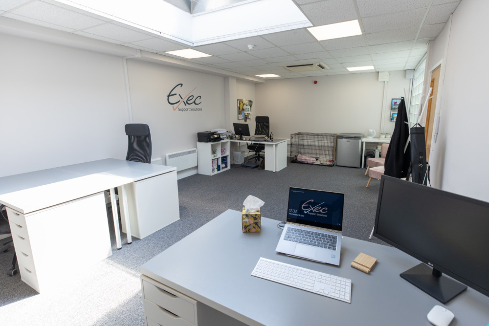 Bicester Suit for rent - light open spaces